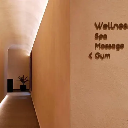 Enarma & Wellness Retreat Hotel Santorini Island