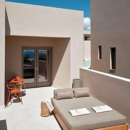 Hotel Enarma & Wellness Retreat Santorini Island